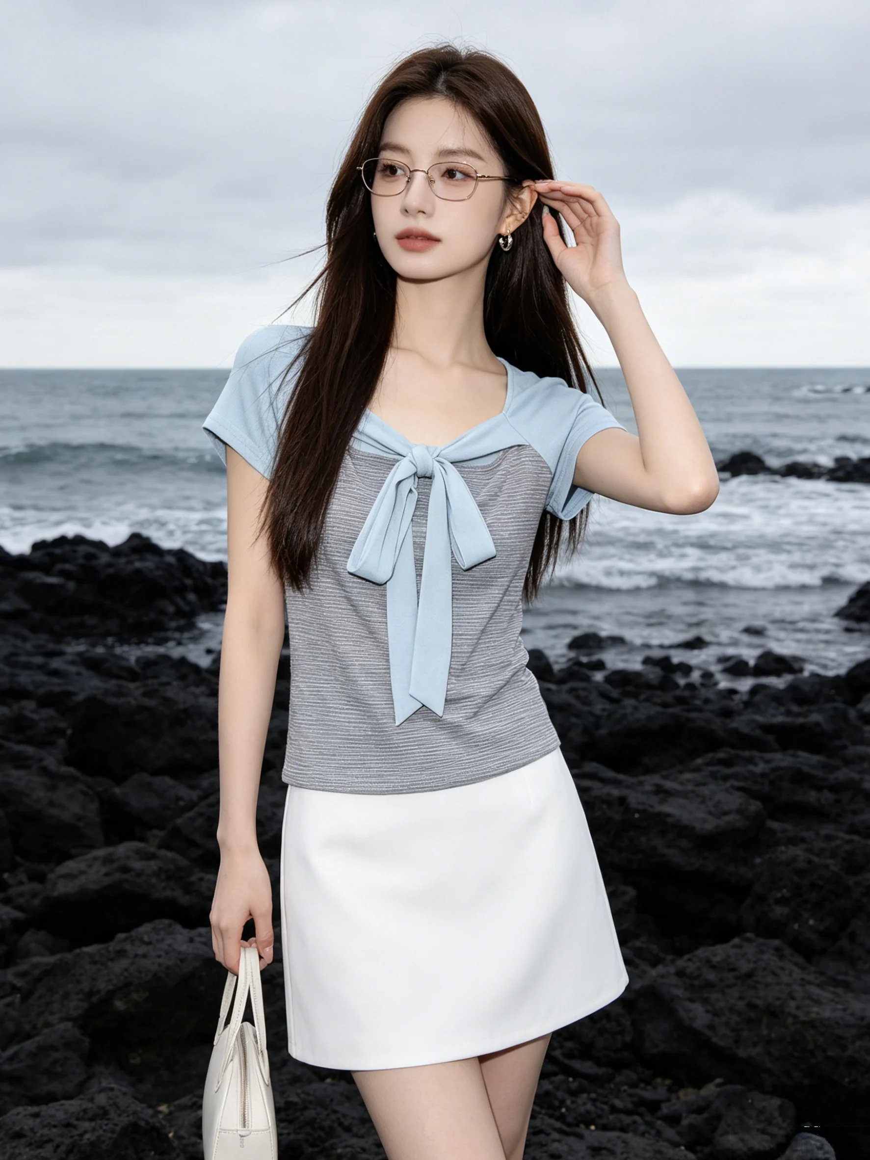 Chic Knot Short Sleeve Slim Fit Striped T-Shirt Color Block Summer Top Korean Style Breathable Casual Women's Tee
Chic Knot Short Sleeve Slim Fit Striped T-Shirt Color Block Summer Top Korean Style Breathable Casual Women's Tee