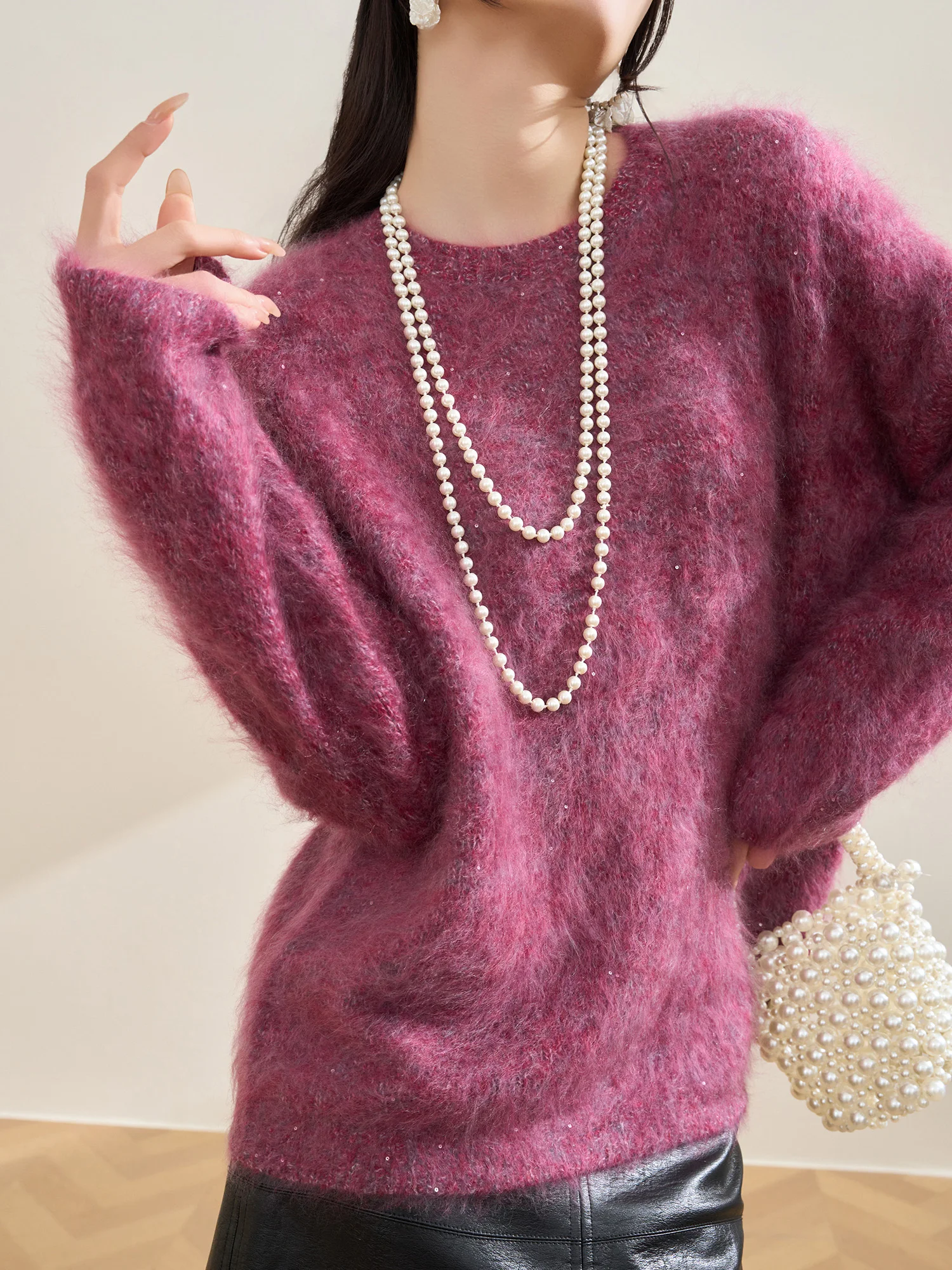 Женский вязаный свитер Flowing Era из мягкого полиэфирного волокна, длинный рукав, теплый повседневный наряд, украшенный искусственными бриллиантами
Женский вязаный свитер Flowing Era из мягкого полиэфирного волокна, длинный рукав, теплый повседневный наряд, украшенный искусственными бриллиантами