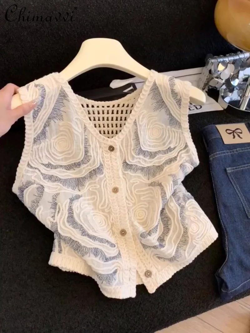 2025 New European Station Summer New Heavy Industry Embroidery Crochet Sleeveless Shirt Design Sense Top For Women
2025 New European Station Summer New Heavy Industry Embroidery Crochet Sleeveless Shirt Design Sense Top For Women