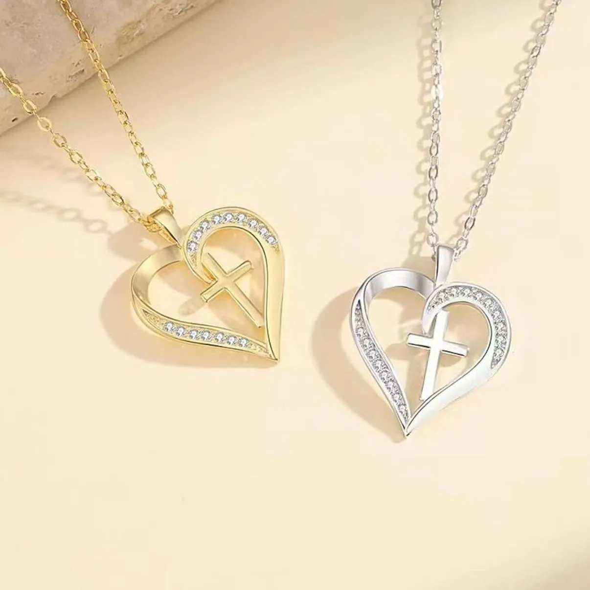 Withered S925 Sterling Silver Heart Cross Micro Inlaid Zircon Versatile Necklace Jewelry Necklace Necklaces For Women
Withered S925 Sterling Silver Heart Cross Micro Inlaid Zircon Versatile Necklace Jewelry Necklace Necklaces For Women