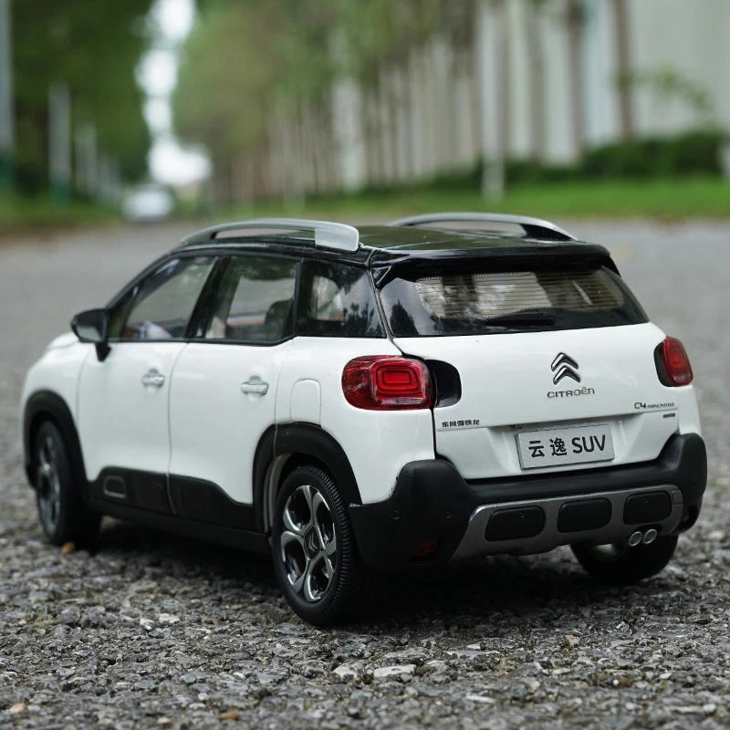 1:18 Citroen C4 Aircross SUV Alloy Car Model Diecast Metal Toy Vehicles Car Model Simulation Collection Children Gift Decoration
1:18 Citroen C4 Aircross SUV Alloy Car Model Diecast Metal Toy Vehicles Car Model Simulation Collection Children Gift Decoration