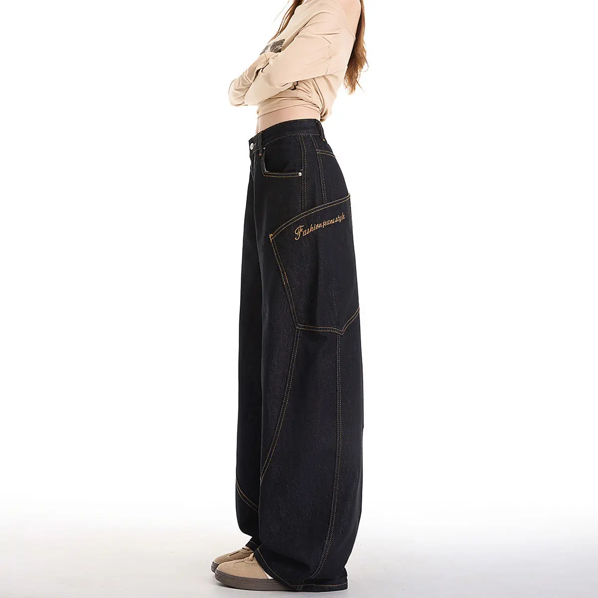 Джинсовые брюки с вышивкой в стиле ретро, женская свободная рабочая одежда, брюки с косой, весна-лето 2022, американские высокие брюки...
Джинсовые брюки с вышивкой в стиле ретро, женская свободная рабочая одежда, брюки с косой, весна-лето 2022, американские высокие брюки...