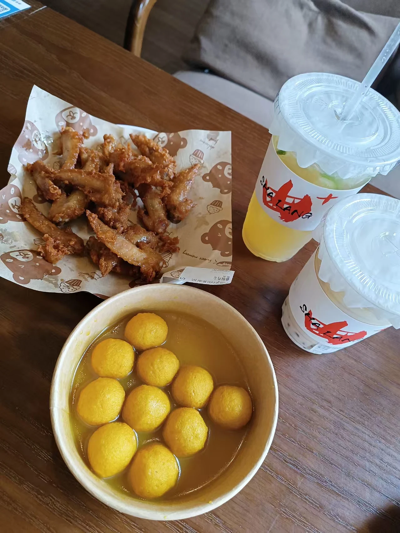 2 новые литий-ионные перезаряжаемые батареи постоянного тока 12 В, 22000 мАч, 4 источника питания переменного тока высокой мощности с различными скоростями подачи тока и зарядкой.
2 новые литий-ионные перезаряжаемые батареи постоянного тока 12 В, 22000 мАч, 4 источника питания переменного тока высокой мощности с различными скоростями подачи тока и зарядкой.