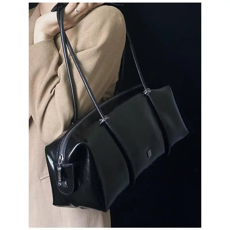 Tote Bag for Women Large Capacity High-End Niche Texture Single Shoulder Underarm Fitness Bag Leisure
Tote Bag for Women Large Capacity High-End Niche Texture Single Shoulder Underarm Fitness Bag Leisure