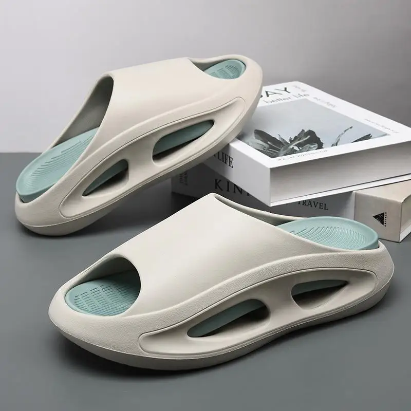 Men's Summer Slip-On Slippers Wear-Resistant Thick Bottom Home Outdoor Beach Slippers Soft Bottom Comfortable Casual Sandals
Men's Summer Slip-On Slippers Wear-Resistant Thick Bottom Home Outdoor Beach Slippers Soft Bottom Comfortable Casual Sandals