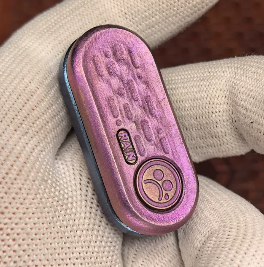 Used EDC Dz topb rain Titanium blue orange peel pattern pink blue dual color fidget slider decompression toy
Used EDC Dz topb rain Titanium blue orange peel pattern pink blue dual color fidget slider decompression toy