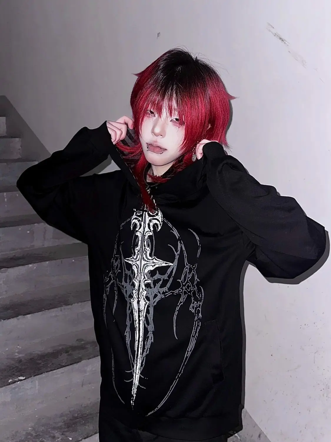 American Vintage Punk Style Hoodie Long Sleeve Women Casual Sword Print Distressed Sweatshirt Subculture Zipper Autumn Tops
American Vintage Punk Style Hoodie Long Sleeve Women Casual Sword Print Distressed Sweatshirt Subculture Zipper Autumn Tops