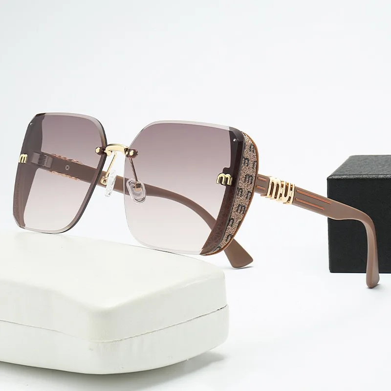 Oversized Sunglasses Men Women Fashion Rimless Vintage Square Sun Glasses Eyewear Brand Design UV400 Female Rimless Shades
Oversized Sunglasses Men Women Fashion Rimless Vintage Square Sun Glasses Eyewear Brand Design UV400 Female Rimless Shades