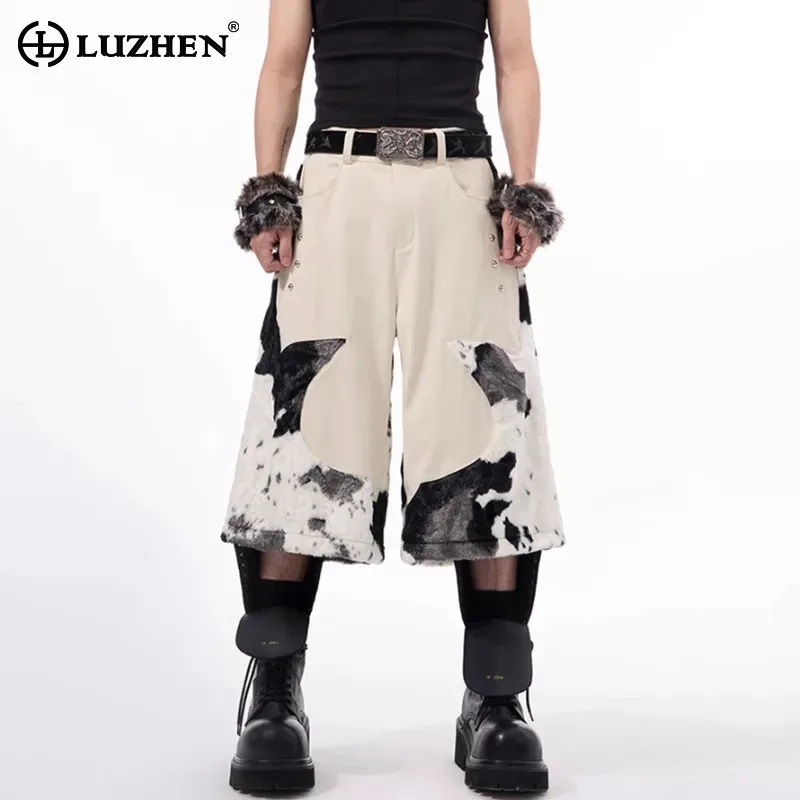 LUZHEN Fashion Color Contrast Ink Ejection Splicing Design Straight Casual Cropped Trousers Men 2025 Summer Street Pants JY2363
LUZHEN Fashion Color Contrast Ink Ejection Splicing Design Straight Casual Cropped Trousers Men 2025 Summer Street Pants JY2363