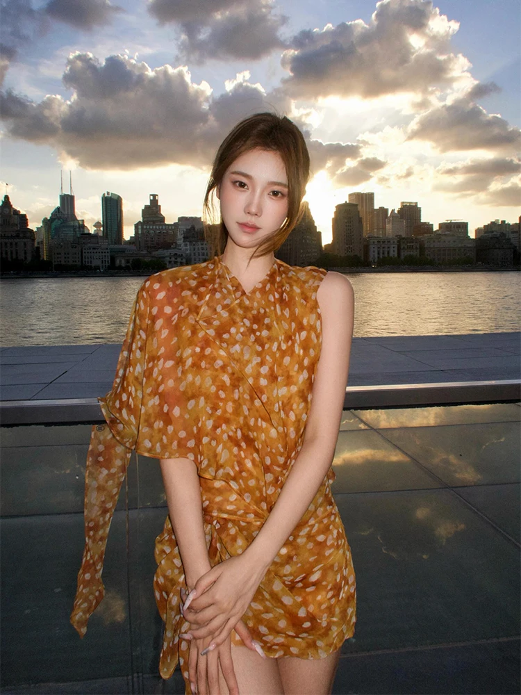 SYJ Vintage Style Women's Fashion Set with Floral Skirt And Sleeveless Shirt High Waist Design Autumn Collection Casual Wear
SYJ Vintage Style Women's Fashion Set with Floral Skirt And Sleeveless Shirt High Waist Design Autumn Collection Casual Wear