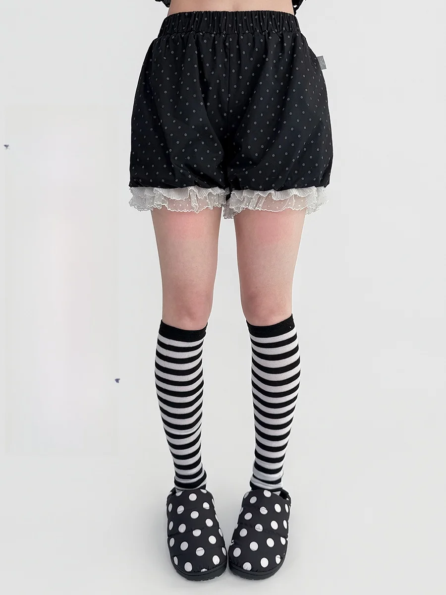 Black Polka Dot Print Ruffle Lace Shorts Women's Elastic Waist Pumpkin Pants Versatile Ladies' Bottom Wear Cotton Material
Black Polka Dot Print Ruffle Lace Shorts Women's Elastic Waist Pumpkin Pants Versatile Ladies' Bottom Wear Cotton Material
