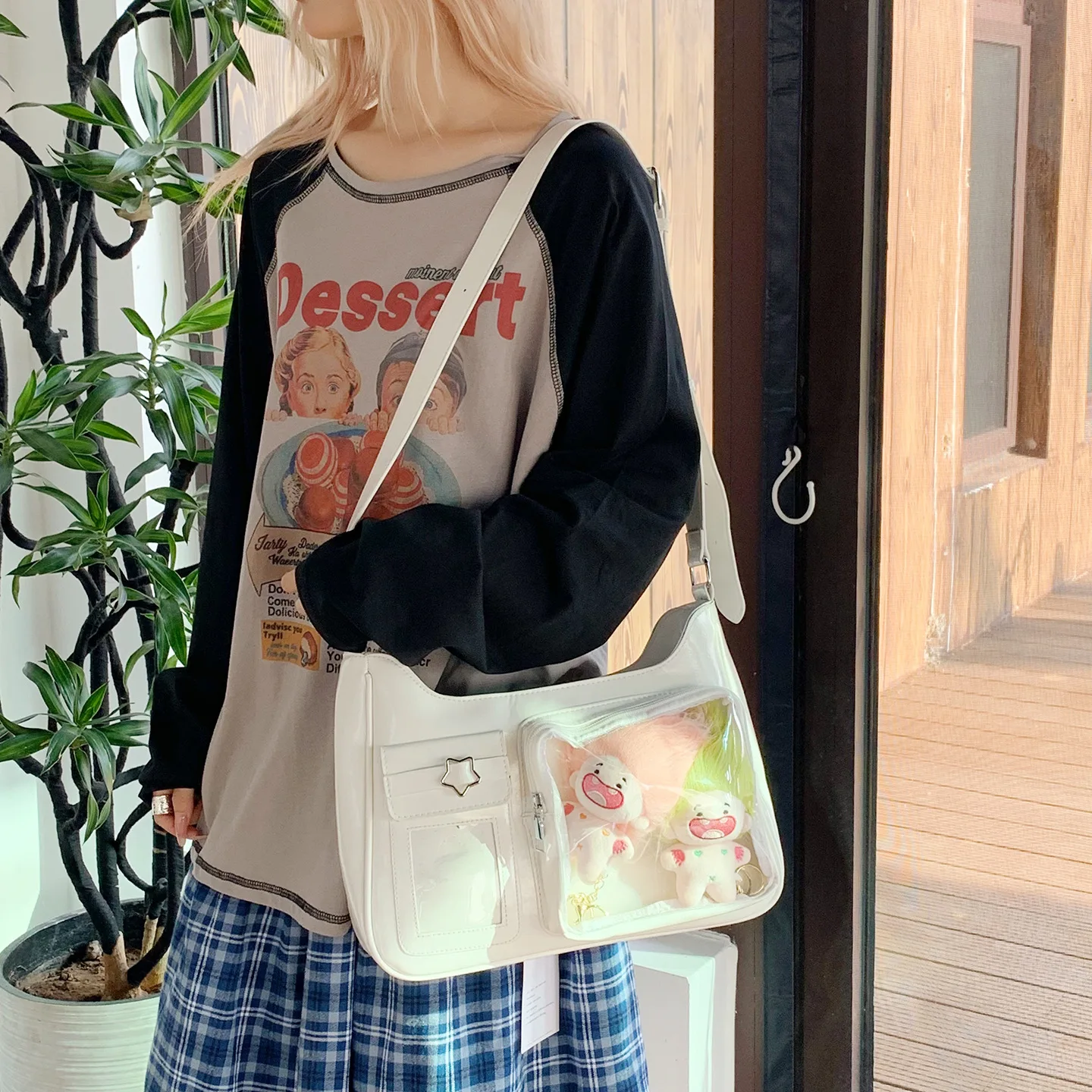 New Cute Sweet Kawaii Ulzzang Ita Bag for Girls Y2K Daily Commuter Crossbody Bag JK Uniform Comic Exhibition Shoulder Bag
New Cute Sweet Kawaii Ulzzang Ita Bag for Girls Y2K Daily Commuter Crossbody Bag JK Uniform Comic Exhibition Shoulder Bag