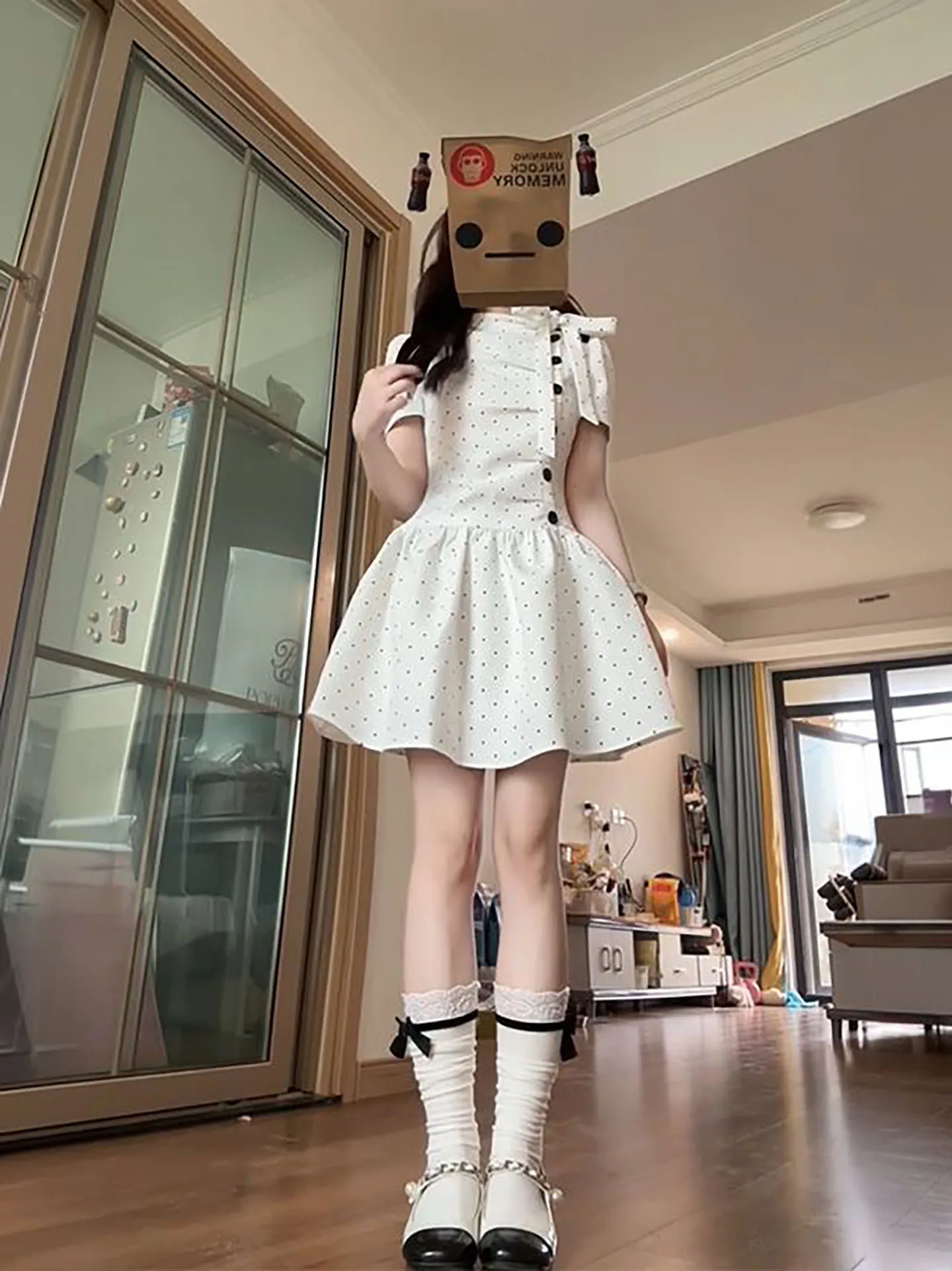 Sweet Girl's Slim Fit Polka Dot Bubble Sleeve Dress Date A-Line Skirt Single Button College Style High Waist Summer Short Sleeve
Sweet Girl's Slim Fit Polka Dot Bubble Sleeve Dress Date A-Line Skirt Single Button College Style High Waist Summer Short Sleeve