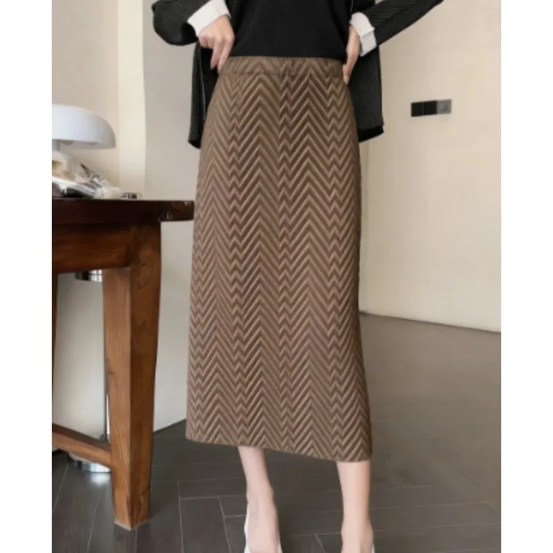 Miyake Pleated Skirt Plisse Simple 2026 Summer New Striped Design Pleats Jupe Commuter Versatile Elegant Fold Mid-Length Skirt
Miyake Pleated Skirt Plisse Simple 2026 Summer New Striped Design Pleats Jupe Commuter Versatile Elegant Fold Mid-Length Skirt