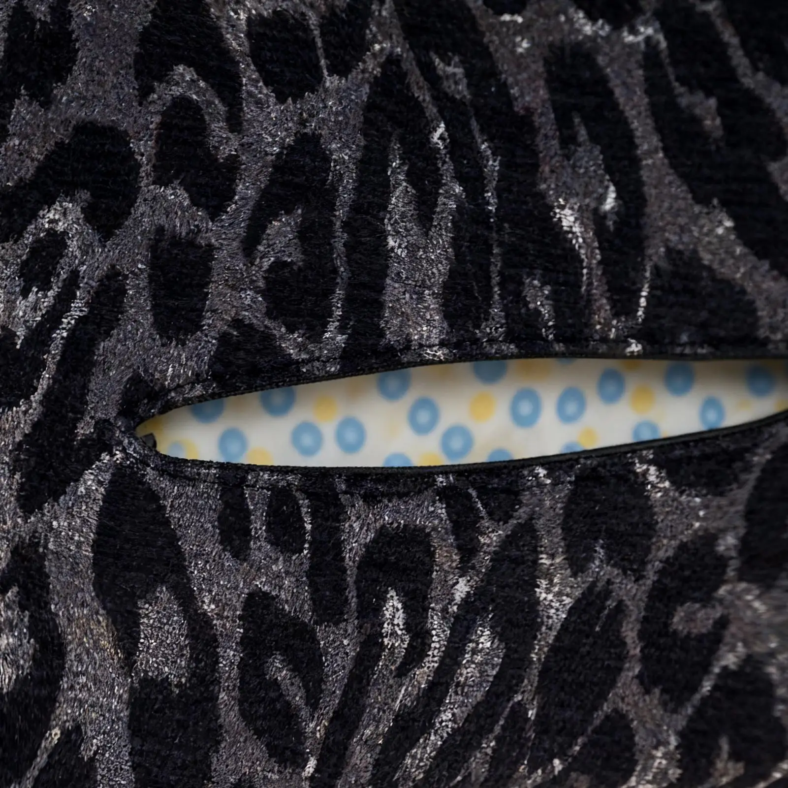 Автомобильная коробка для салфеток с леопардовым принтом, органайзер для хранения салфеток, держатель для автомобильной организации для авто, грузовика, внедорожника, седана, подголовника на заднем сиденье
Автомобильная коробка для салфеток с леопардовым принтом, органайзер для хранения салфеток, держатель для автомобильной организации для авто, грузовика, внедорожника, седана, подголовника на заднем сиденье