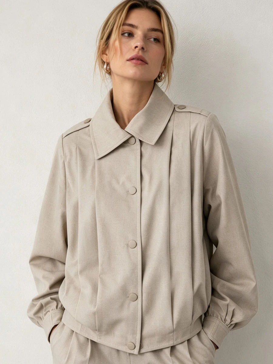 LIMO Women Khaki Lapel Collar Jacket Shoulder Epaulet Pleated Front Puff Elastic Cuff Long Sleeve Loose Casual Short Coat
LIMO Women Khaki Lapel Collar Jacket Shoulder Epaulet Pleated Front Puff Elastic Cuff Long Sleeve Loose Casual Short Coat