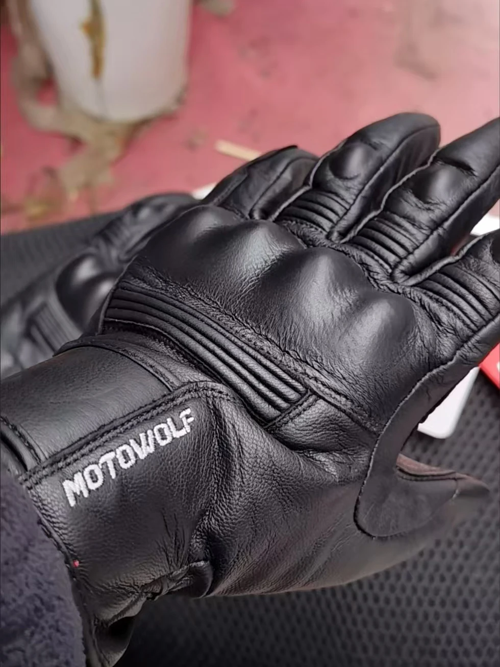 Мотоциклетные зимние водонепроницаемые кожаные гоночные перчатки мужские внедорожные термотеплые внутренние сенсорные экраны мотоциклетные перчатки MTB велосипедные перчатки
Мотоциклетные зимние водонепроницаемые кожаные гоночные перчатки мужские внедорожные термотеплые внутренние сенсорные экраны мотоциклетные перчатки MTB велосипедные перчатки