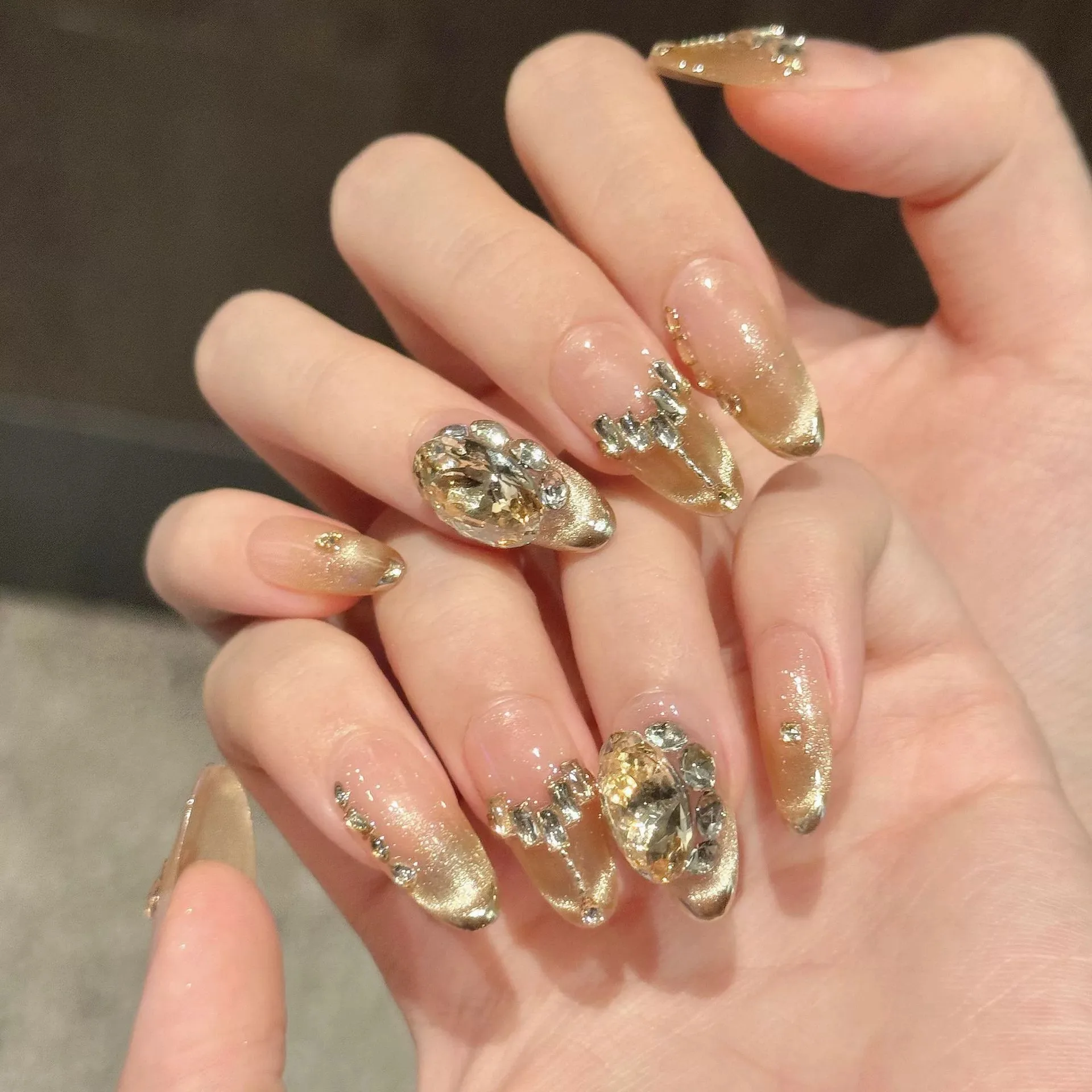 Handmade Press On Nails Luxury Golden Cat's Eye False Nails Long Removable Flash Zircon Fake Nail Diamond French Almond Nail Art
Handmade Press On Nails Luxury Golden Cat's Eye False Nails Long Removable Flash Zircon Fake Nail Diamond French Almond Nail Art
