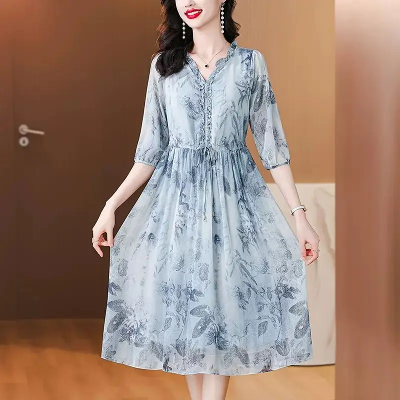 Floral Dress Ladies 2025 New Spring Summer New High Waist 3/4 Sleeve Midi Dress Women Clothes Fashionable Pleated V-neck Dress
Floral Dress Ladies 2025 New Spring Summer New High Waist 3/4 Sleeve Midi Dress Women Clothes Fashionable Pleated V-neck Dress