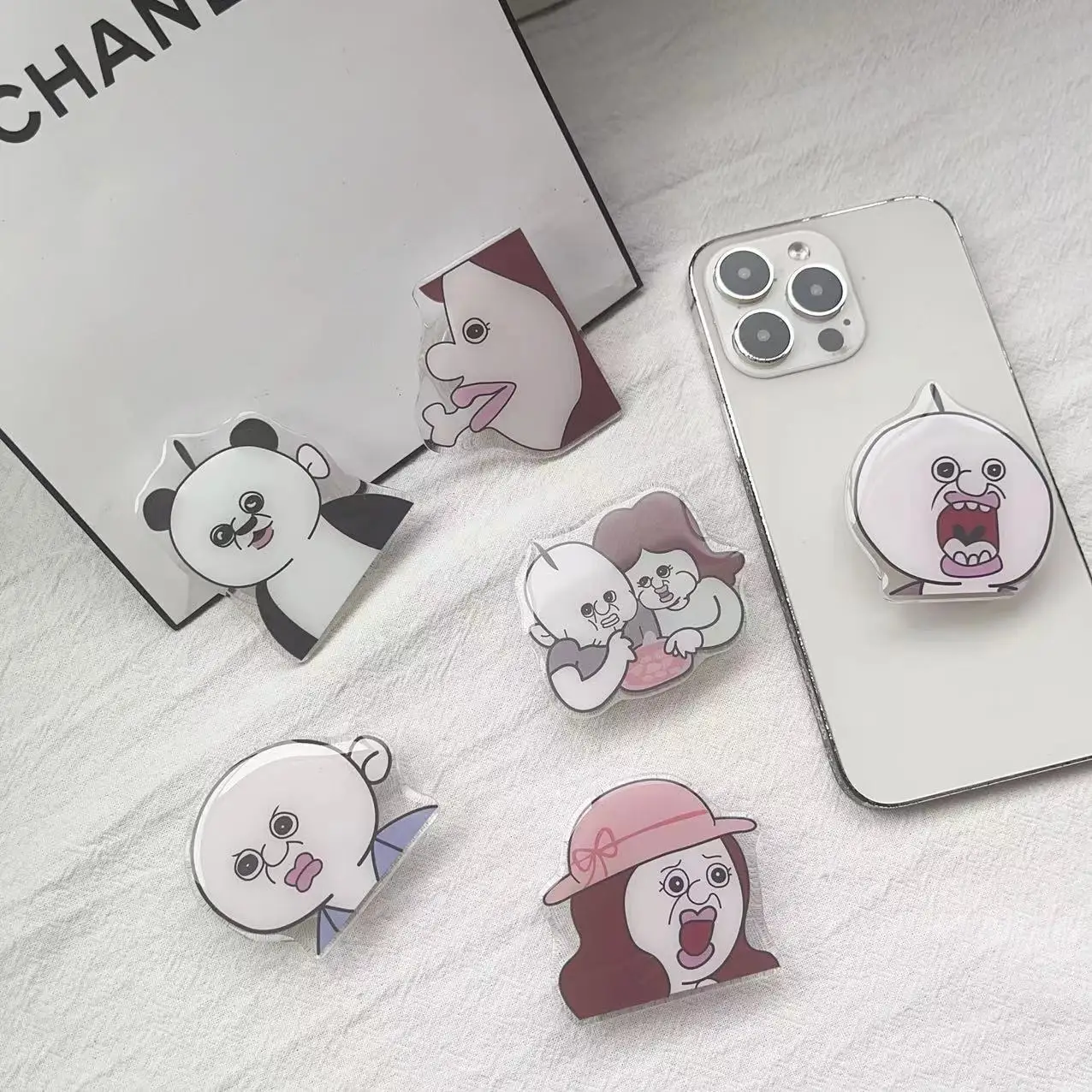 Creative Cartoon Funer Cute Airbag Stand Folding Ring Buckle Phone Holder for Iphone 17 16 Samsung S26 Grip Tok Griptok Bracket
Creative Cartoon Funer Cute Airbag Stand Folding Ring Buckle Phone Holder for Iphone 17 16 Samsung S26 Grip Tok Griptok Bracket
