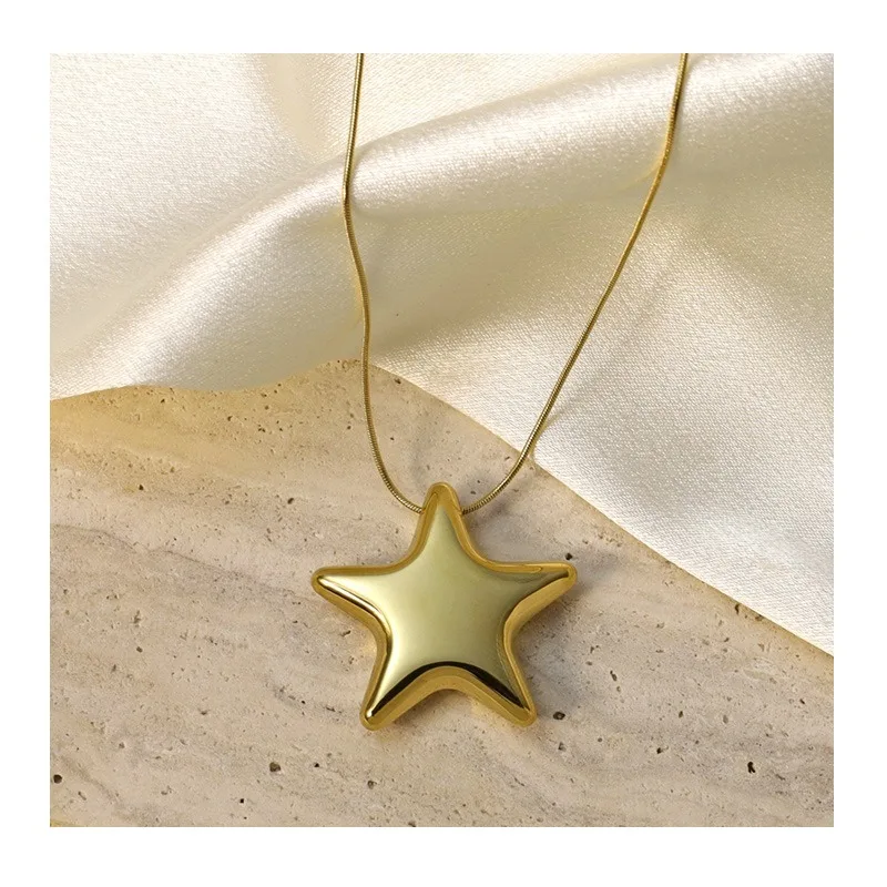Titanium Steel Personality Simple Star Necklace Fashion Design Titanium Steel Collarbone Chain Women Do Not Fade Versatile
Titanium Steel Personality Simple Star Necklace Fashion Design Titanium Steel Collarbone Chain Women Do Not Fade Versatile