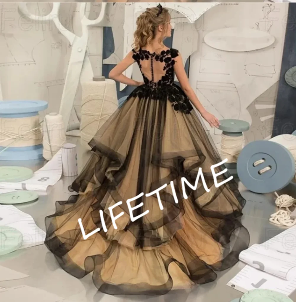 Flower Girl Dress Short Sleeve Wedding Party Dress Tulle Crystal Belt Lace Princess Bow Ball Gown Robe
Flower Girl Dress Short Sleeve Wedding Party Dress Tulle Crystal Belt Lace Princess Bow Ball Gown Robe