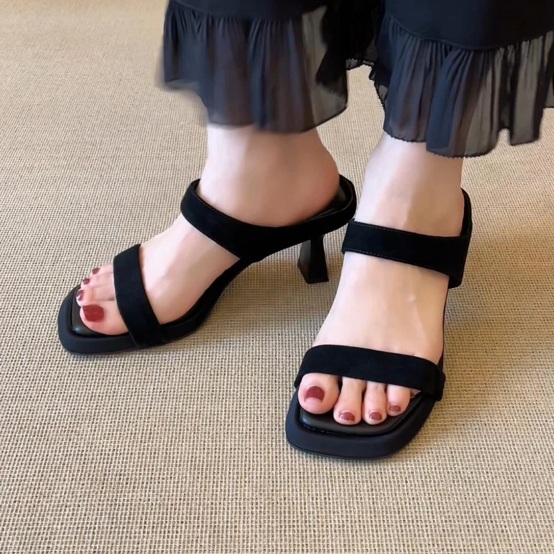 2026 New Summer Fabric Comfortable Wear-resistant Open-toe Slippers for Women Fashion Casual Slippers
2026 New Summer Fabric Comfortable Wear-resistant Open-toe Slippers for Women Fashion Casual Slippers