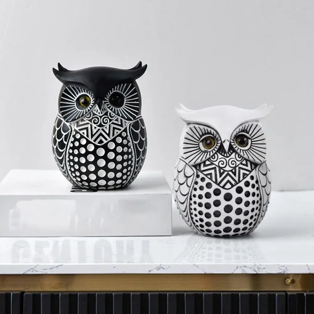 Modern Resin Craft Owl Figurine Cartoon Cute Owl Statue Handmade Animal Sculpture Bedroom
Modern Resin Craft Owl Figurine Cartoon Cute Owl Statue Handmade Animal Sculpture Bedroom