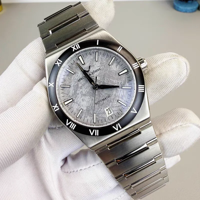 Specht&Sohne 2025 Luxury Fashion Men's Watch Automatic Mechanical NH35 Movement Sapphire Mirror 50M Waterproof Night Light Watch
Specht&Sohne 2025 Luxury Fashion Men's Watch Automatic Mechanical NH35 Movement Sapphire Mirror 50M Waterproof Night Light Watch
