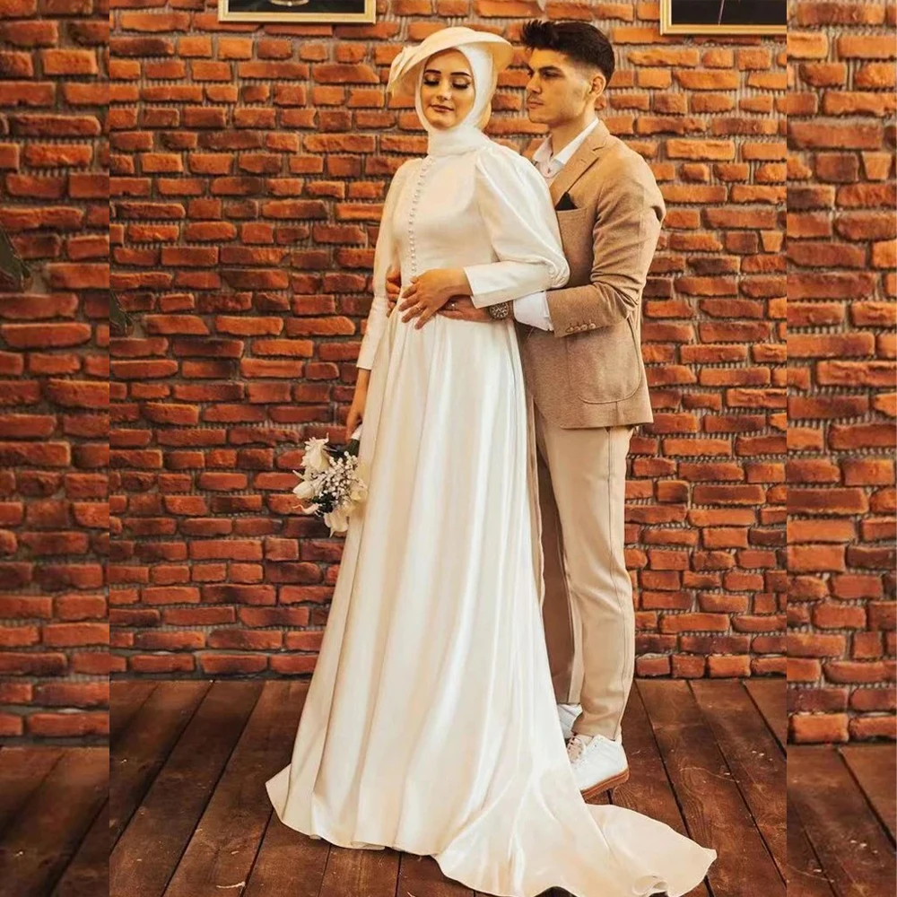 Modest Wedding Dresses High Neck Puff Sleeves Garden Bride Dress Button Draped Bridal Gown Customized Muslimisches Abendkleid
Modest Wedding Dresses High Neck Puff Sleeves Garden Bride Dress Button Draped Bridal Gown Customized Muslimisches Abendkleid