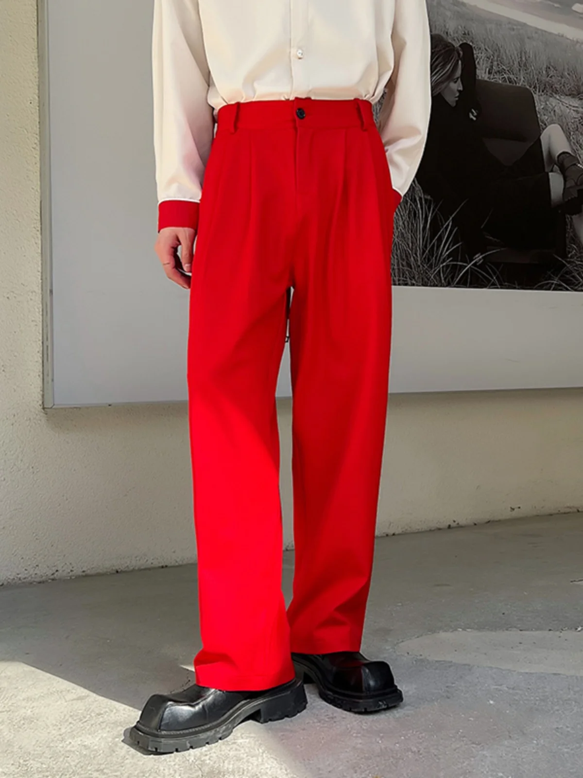 Мужские повседневные брюки свободного кроя с широкими штанинами, прямой крой, роскошный драпированный эффект, весна-лето, новинка, трендовый стиль Харадзюку, Слей Харбин
Мужские повседневные брюки свободного кроя с широкими штанинами, прямой крой, роскошный драпированный эффект, весна-лето, новинка, трендовый стиль Харадзюку, Слей Харбин