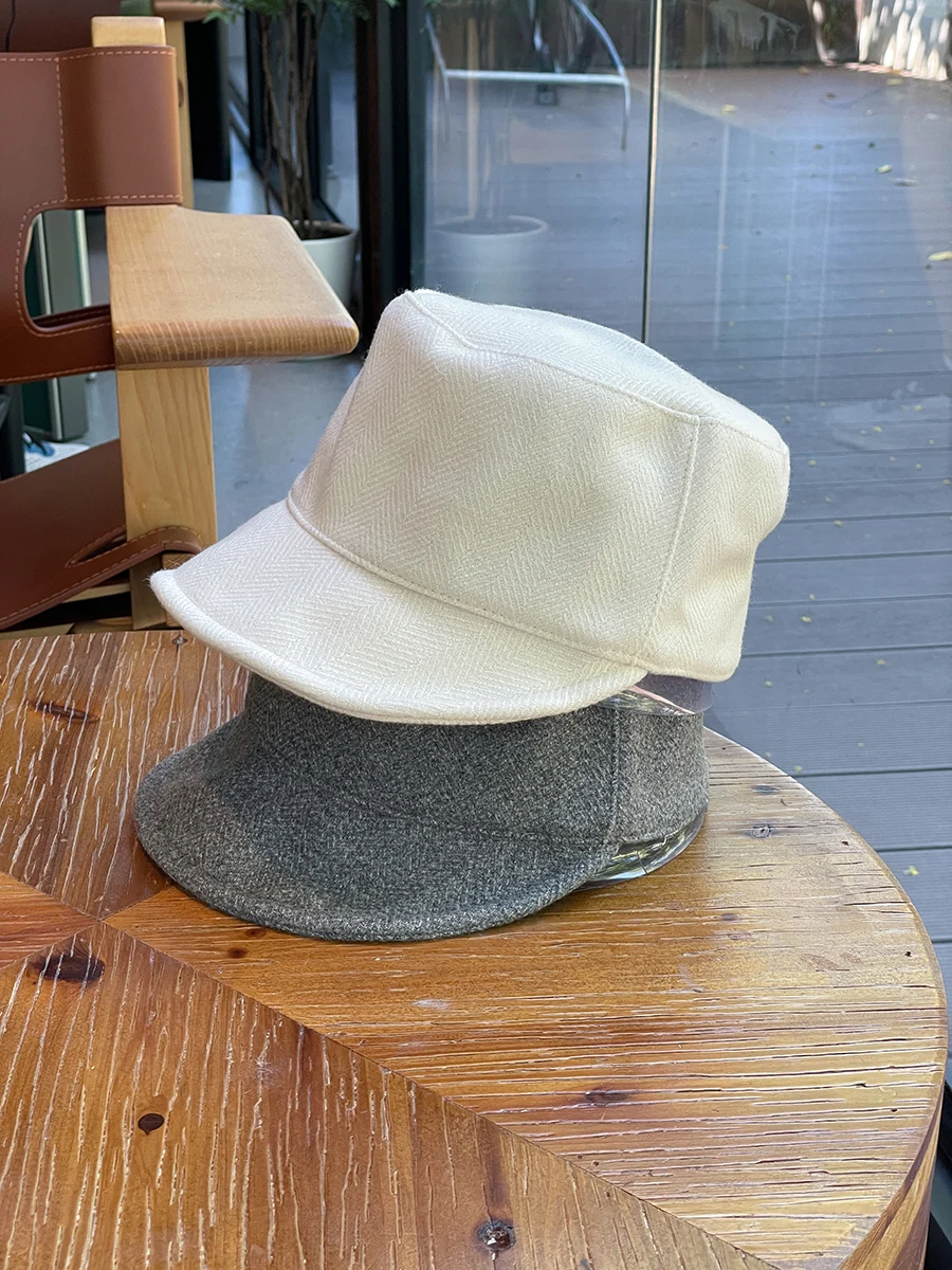 High-Quality Woolen Hat for Women, Face-Slimming Duckbill Cap, British Style Woolen Sun Hat for Women
High-Quality Woolen Hat for Women, Face-Slimming Duckbill Cap, British Style Woolen Sun Hat for Women