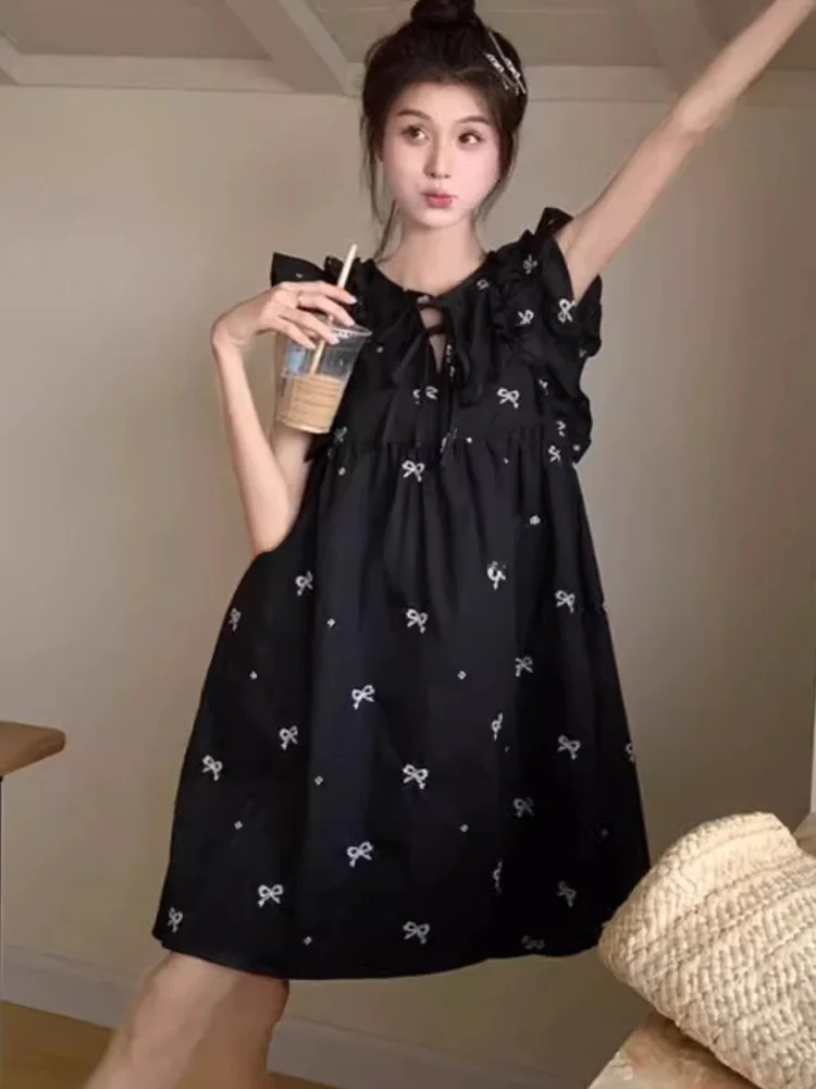 ROUJE KEFSS Summer Hepburn Style Embroidered A-Line Doll Dress Women's Short Skirt with Flying Sleeves round Neckline Midi Dress
ROUJE KEFSS Summer Hepburn Style Embroidered A-Line Doll Dress Women's Short Skirt with Flying Sleeves round Neckline Midi Dress