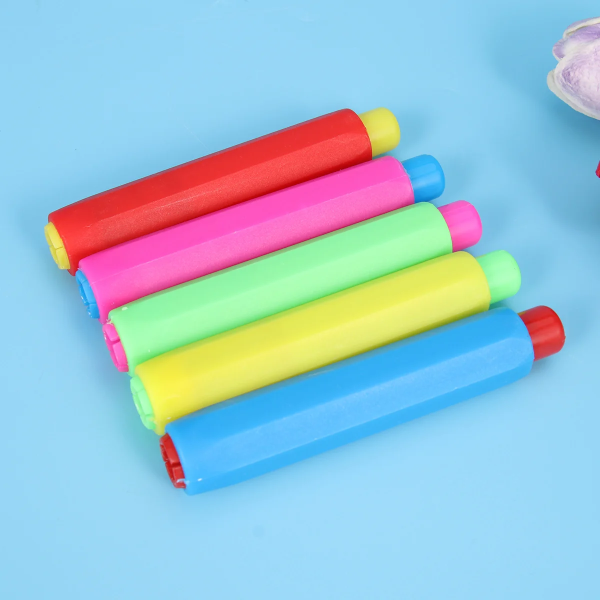 20Pcs Plastic Chalk Clip Colorful Dustproof Chalk Holder Reusable Writing Aid for School Office Home Learning Environment
20Pcs Plastic Chalk Clip Colorful Dustproof Chalk Holder Reusable Writing Aid for School Office Home Learning Environment