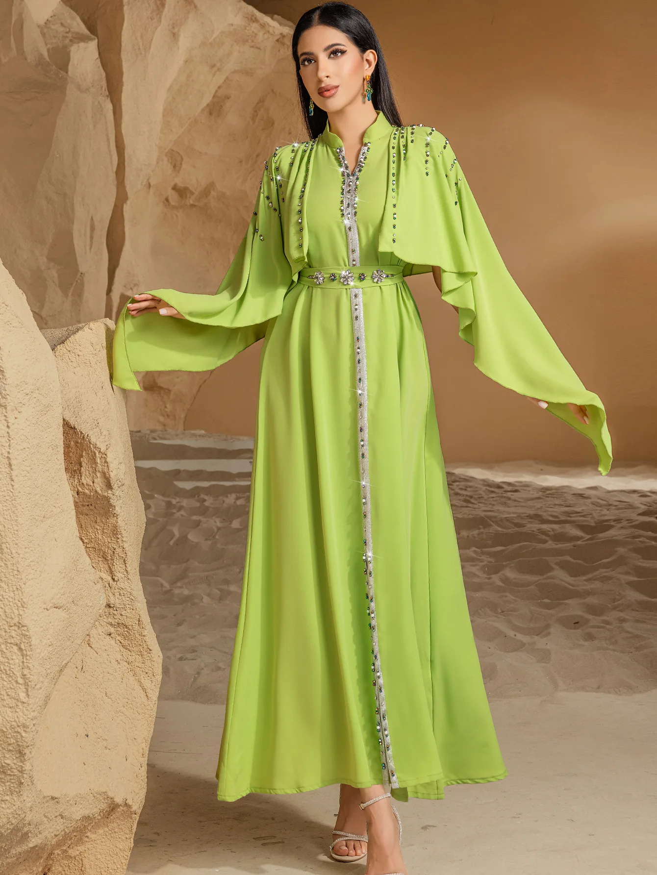 Fruit Green Semi High Neck Shawl Dress Hand Sewn with Diamond Middle Eastern Women's Clothing
Fruit Green Semi High Neck Shawl Dress Hand Sewn with Diamond Middle Eastern Women's Clothing