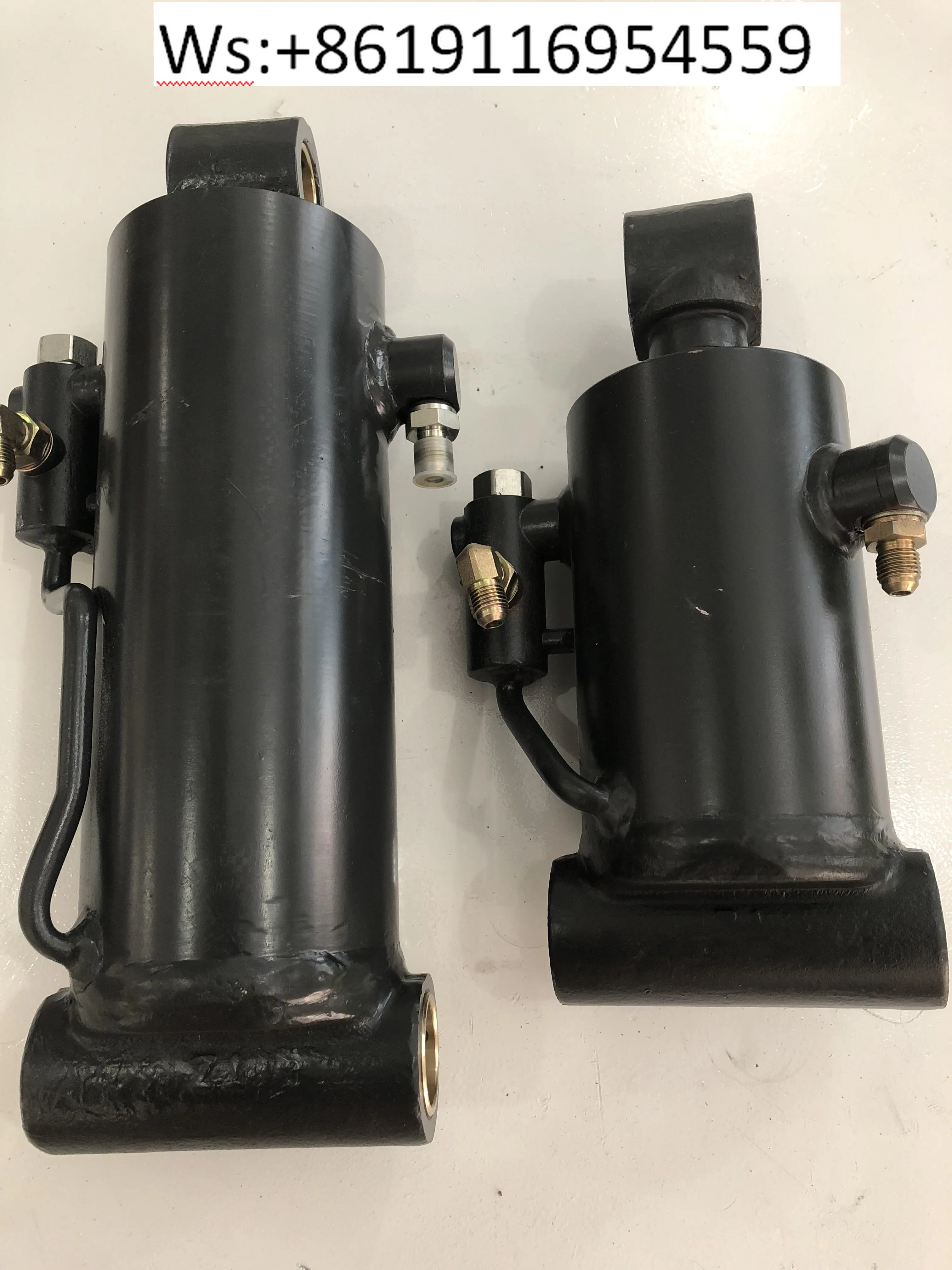 Cathcart Paper Roll Clip Cylinder Assembly Accessory Forklift Attachments for 25F 45F 60F 77F 24H 30H Models
Cathcart Paper Roll Clip Cylinder Assembly Accessory Forklift Attachments for 25F 45F 60F 77F 24H 30H Models