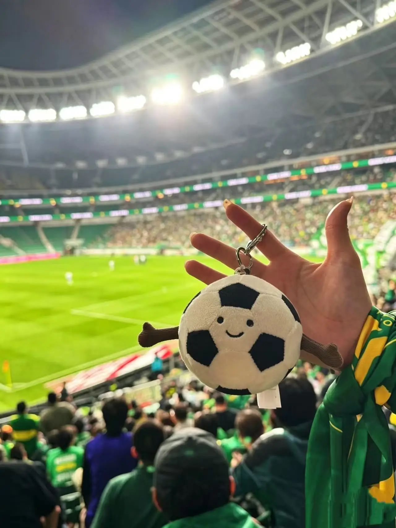 How can you not love football, various fun keychains, hang them on your car, hang them on your bag, give them as gifts
How can you not love football, various fun keychains, hang them on your car, hang them on your bag, give them as gifts