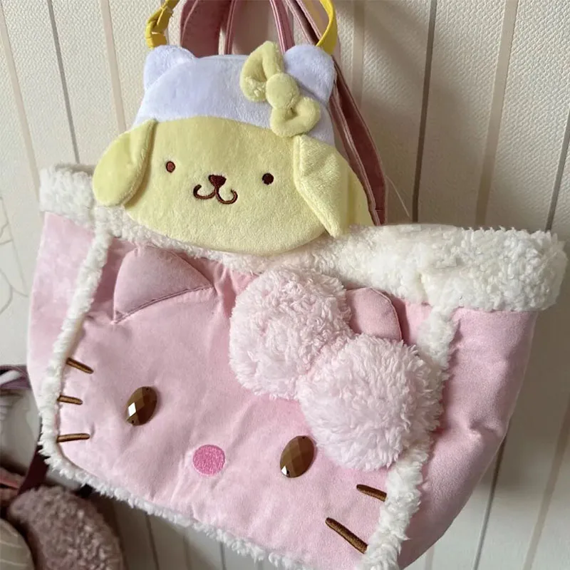 Kawaii Cute Sanrio Hello Kitty Handbag Berber Fleece Embroidered Bag Autumn Winter Ins Fashion Birthday Gifts Girlfriend Gifts
Kawaii Cute Sanrio Hello Kitty Handbag Berber Fleece Embroidered Bag Autumn Winter Ins Fashion Birthday Gifts Girlfriend Gifts