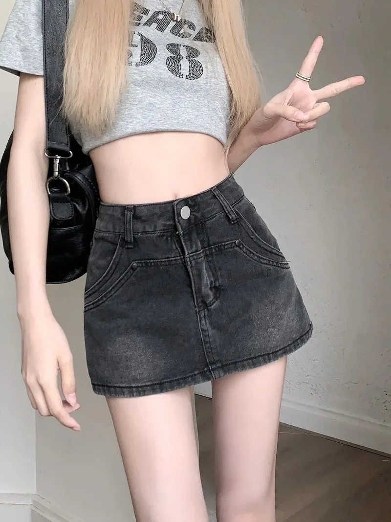 American Vintage Denim Women's Shorts Summer Sexy Slim Tight Hip Woman Shorts High Waist Black Grey Simple Shorts Female
American Vintage Denim Women's Shorts Summer Sexy Slim Tight Hip Woman Shorts High Waist Black Grey Simple Shorts Female