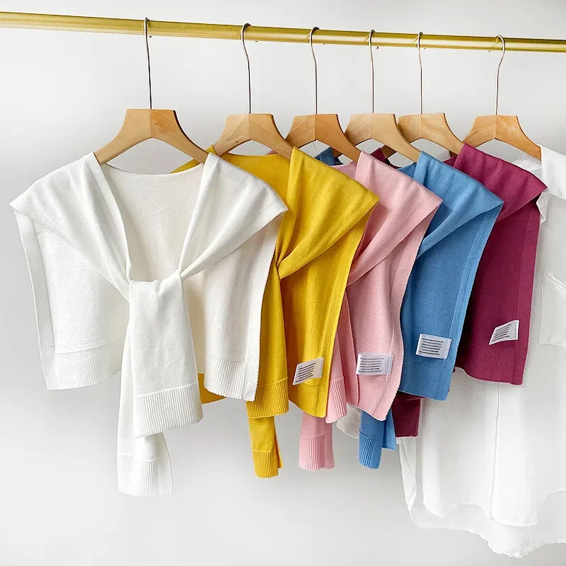 2026 Korean Style Knitted Shawl for Women Spring Autumn Versatile Solid Color Wool Vest Fashion Thin Fake Collar Shawl
2026 Korean Style Knitted Shawl for Women Spring Autumn Versatile Solid Color Wool Vest Fashion Thin Fake Collar Shawl