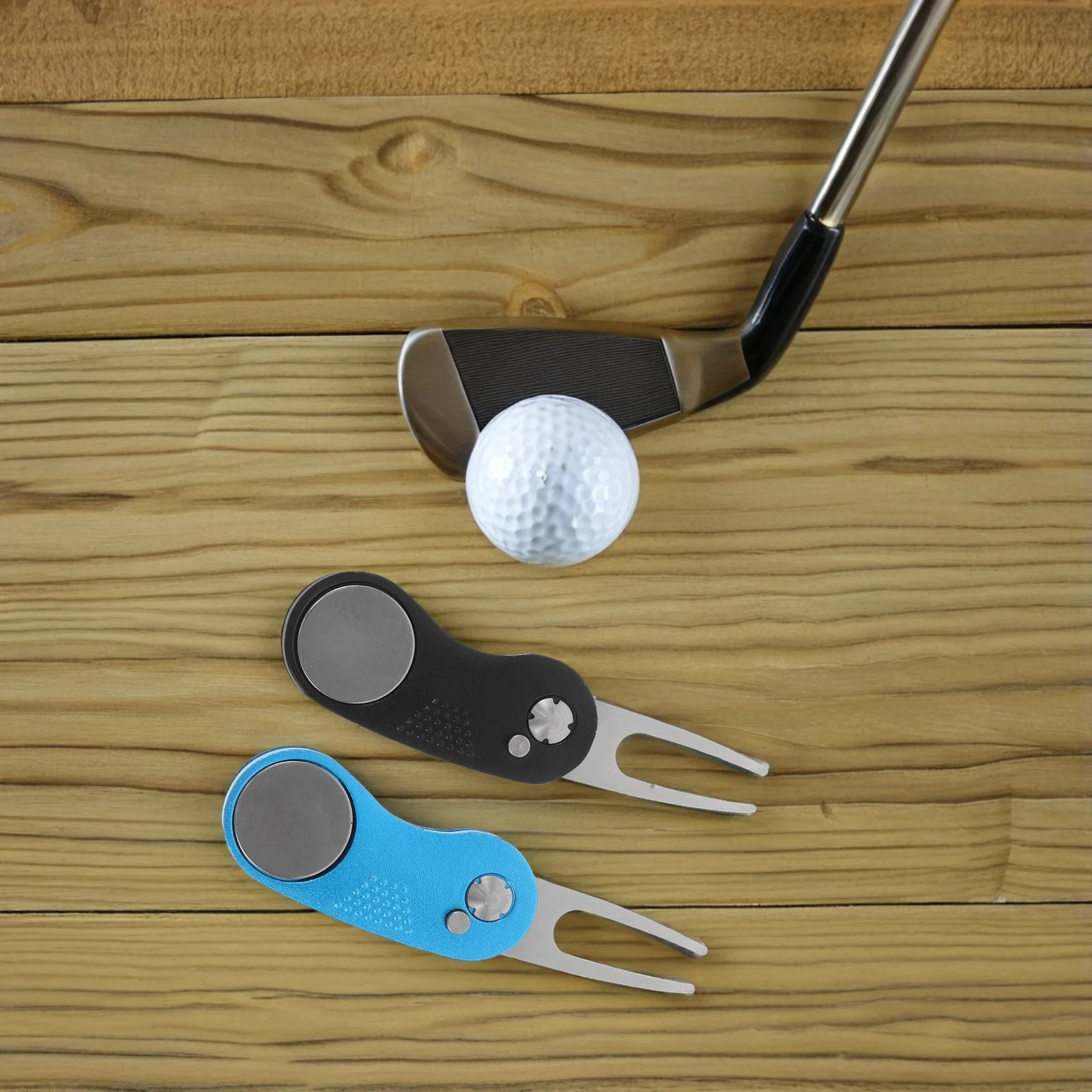 2pcs Golf Divot Tools Aluminum Foldable Green Repair Fork Ball Marker Portable On-Course Maintenance Kit For Golfers
2pcs Golf Divot Tools Aluminum Foldable Green Repair Fork Ball Marker Portable On-Course Maintenance Kit For Golfers