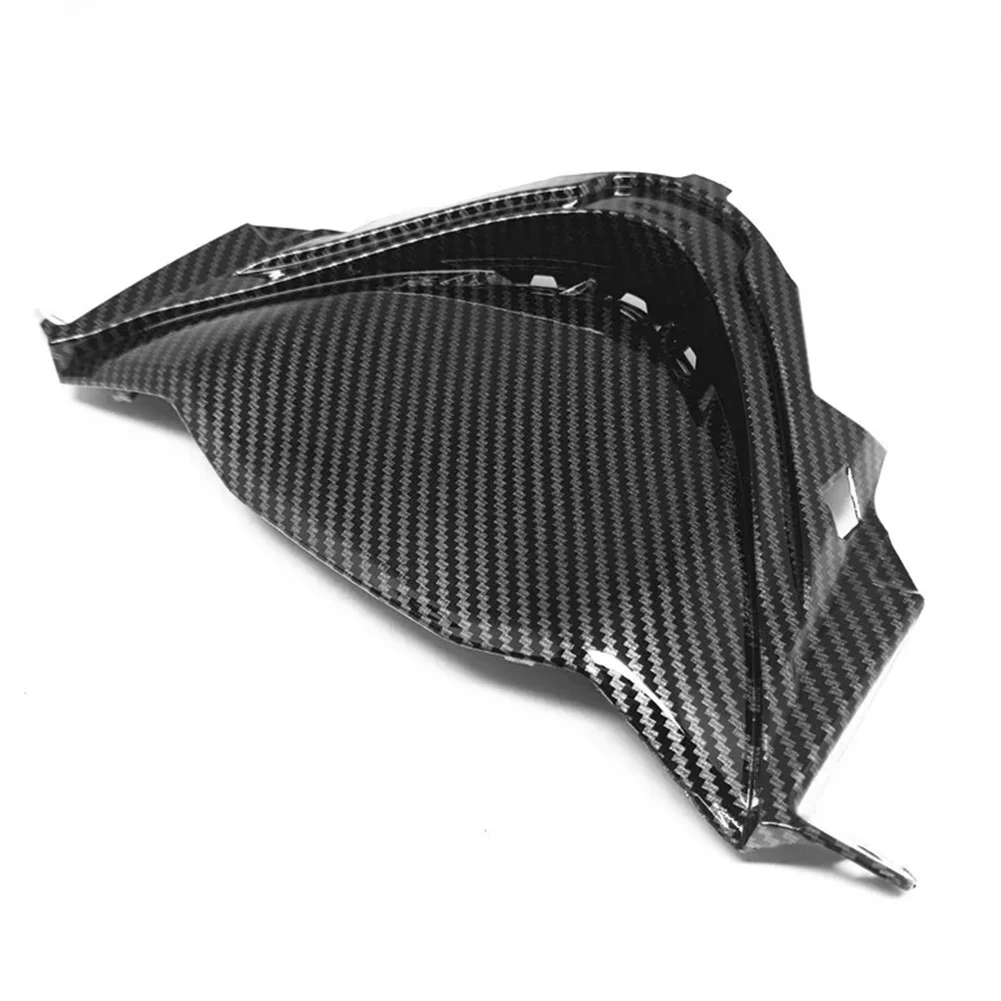 Stylish Motorcycle Windshield Cover in Carbon Fiber for Suzuki For Hayabusa GSX1300R (21 24) Easy Fitment Part
Stylish Motorcycle Windshield Cover in Carbon Fiber for Suzuki For Hayabusa GSX1300R (21 24) Easy Fitment Part