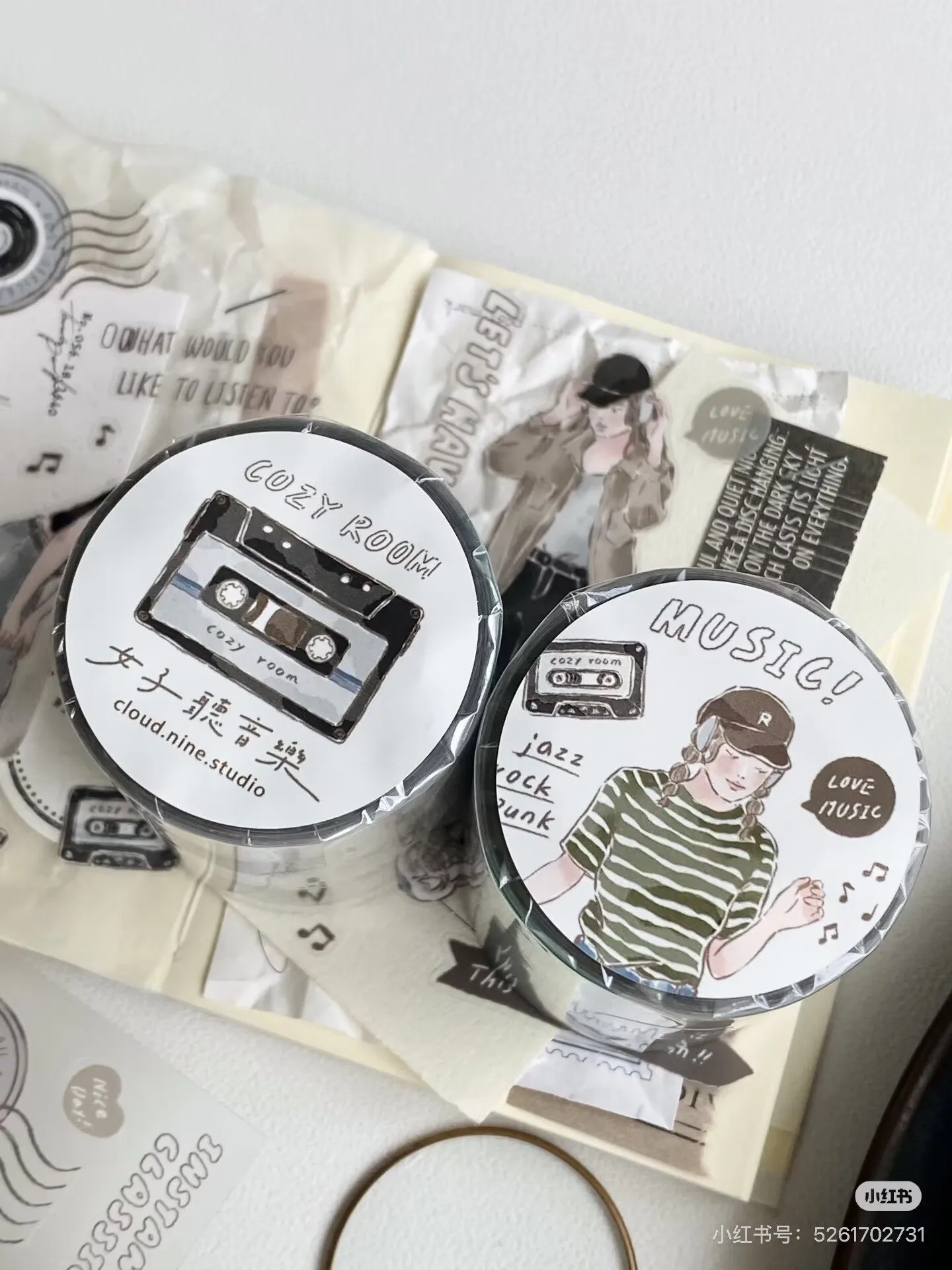 Cozy Room Studio Vintage Listening Music Girl Washi Tape Planner DIY Card Making Scrapbooking Plan Decorative Sticker
Cozy Room Studio Vintage Listening Music Girl Washi Tape Planner DIY Card Making Scrapbooking Plan Decorative Sticker