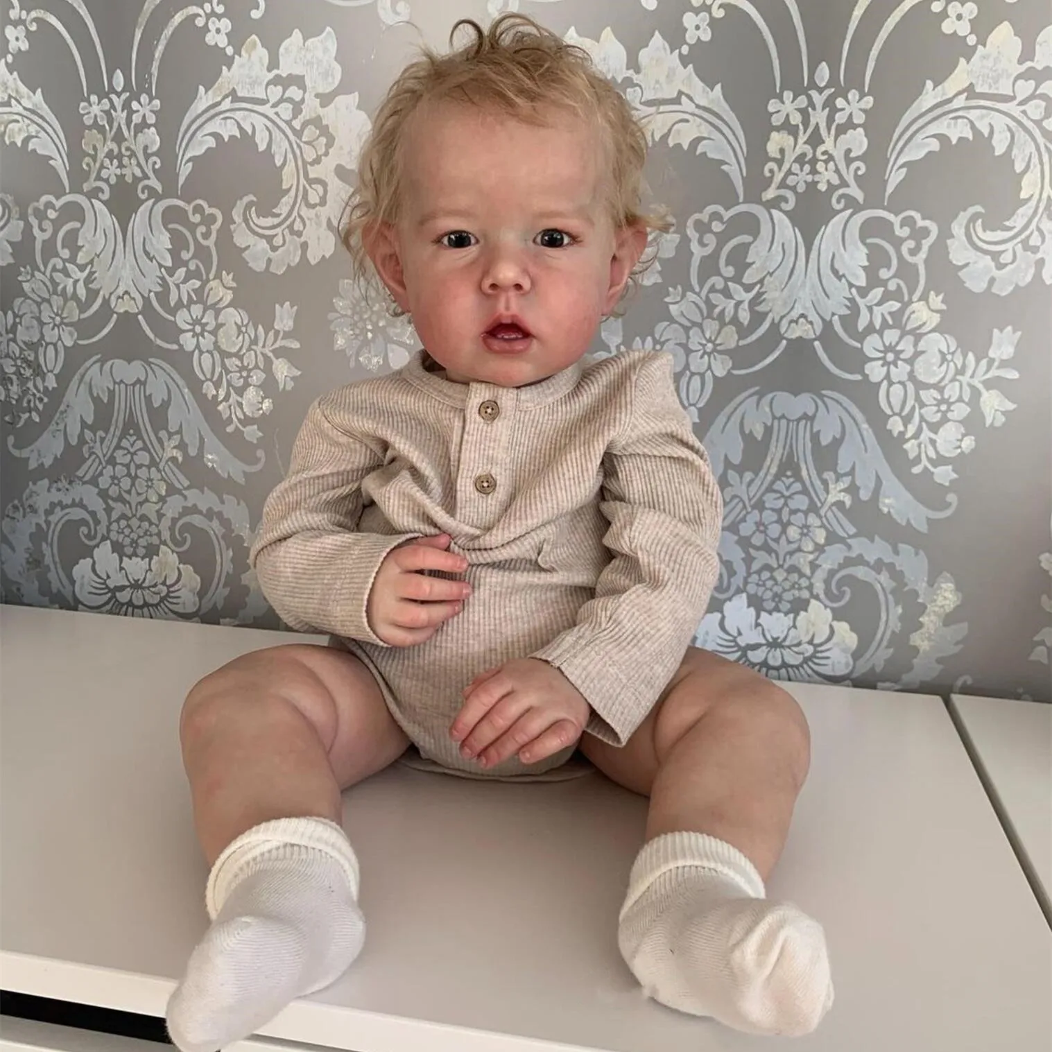 BZDOLL 55cm Baby Reborn Cloth Body Doll Toy with Realistic 3D-painting Skin, 22Inch Soft Vinyl Toddler Boy Lovely Birthday Gift
BZDOLL 55cm Baby Reborn Cloth Body Doll Toy with Realistic 3D-painting Skin, 22Inch Soft Vinyl Toddler Boy Lovely Birthday Gift