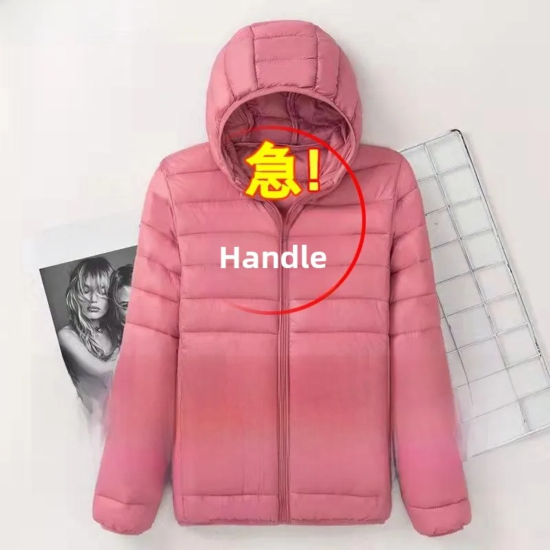 Новинка 202, женская пуховая хлопковая куртка больших размеров с капюшоном и воротником-стойкой, корейская милая тонкая легкая верхняя одежда
Новинка 202, женская пуховая хлопковая куртка больших размеров с капюшоном и воротником-стойкой, корейская милая тонкая легкая верхняя одежда