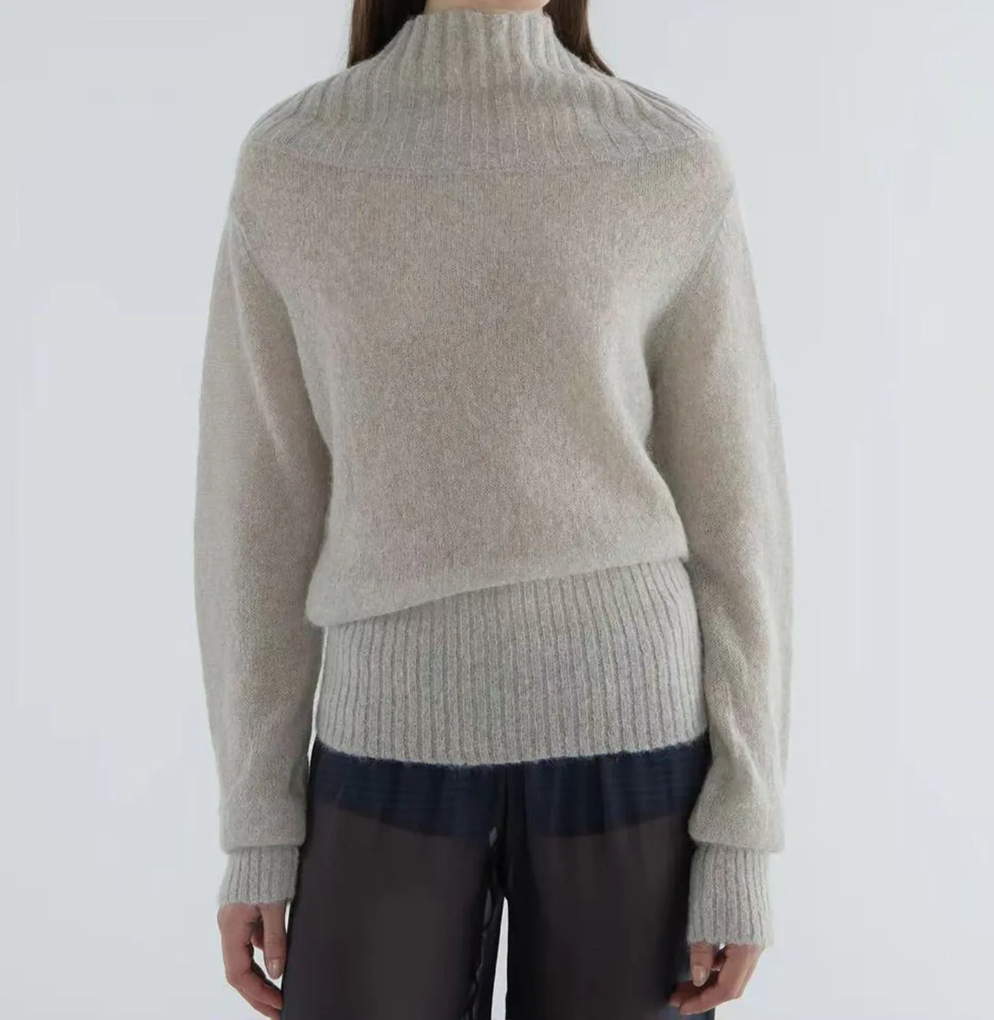Pw Off-Shoulder High-Neck Soft Wool Knit Sweater, Lazy Style Turn-Down Collar, Loose Fit, Waist-Cinching, Slimming Long-Sleeve Base Top, Oatmeal Color, Convertible High-Neck Off-Shoulder Sweater
Pw Off-Shoulder High-Neck Soft Wool Knit Sweater, Lazy Style Turn-Down Collar, Loose Fit, Waist-Cinching, Slimming Long-Sleeve Base Top, Oatmeal Color, Convertible High-Neck Off-Shoulder Sweater