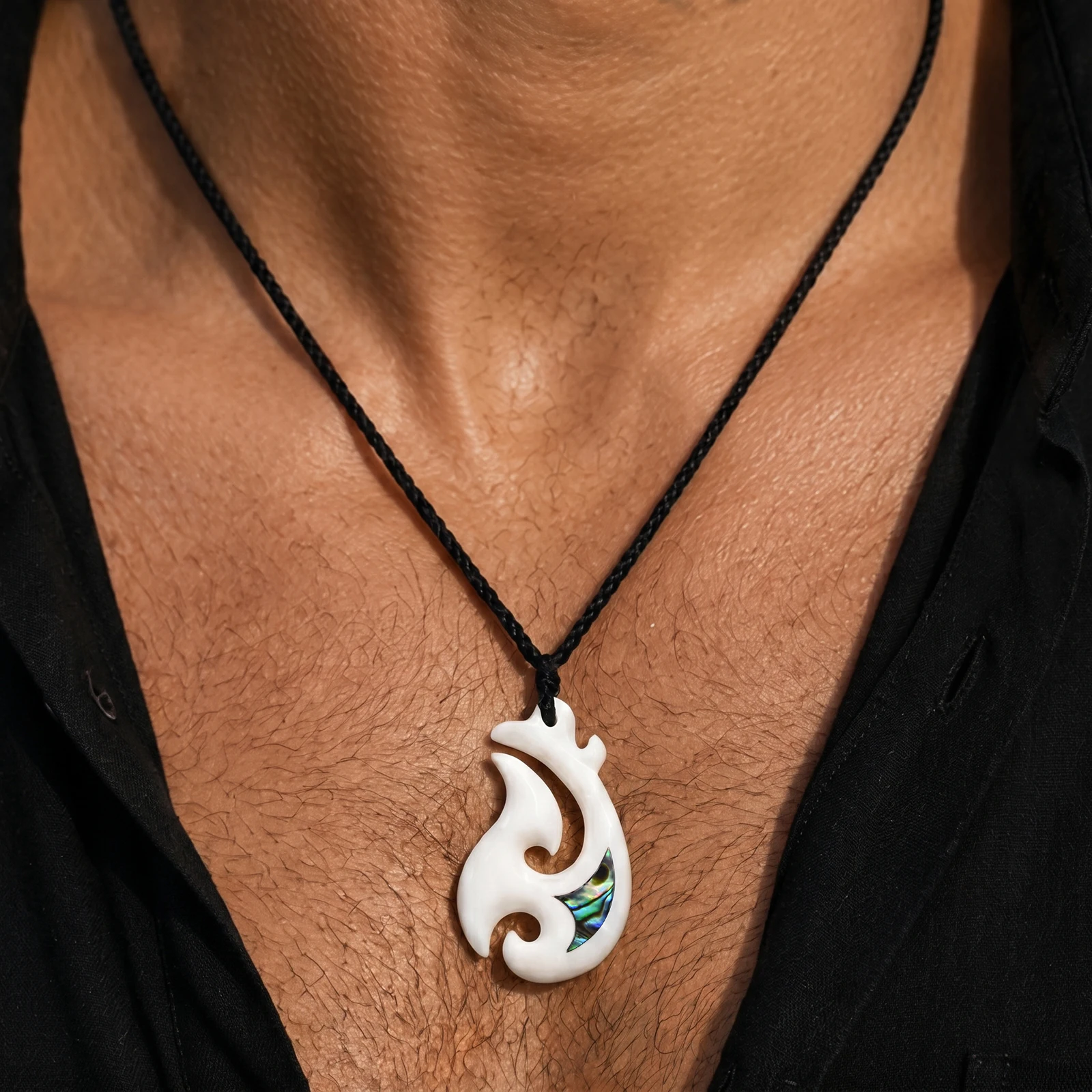 GX142 New Zealand Maori handmade yak bone Manaia pendant Primitive tribes totem amulet Bones of cattle inlaid with abalone shell
GX142 New Zealand Maori handmade yak bone Manaia pendant Primitive tribes totem amulet Bones of cattle inlaid with abalone shell