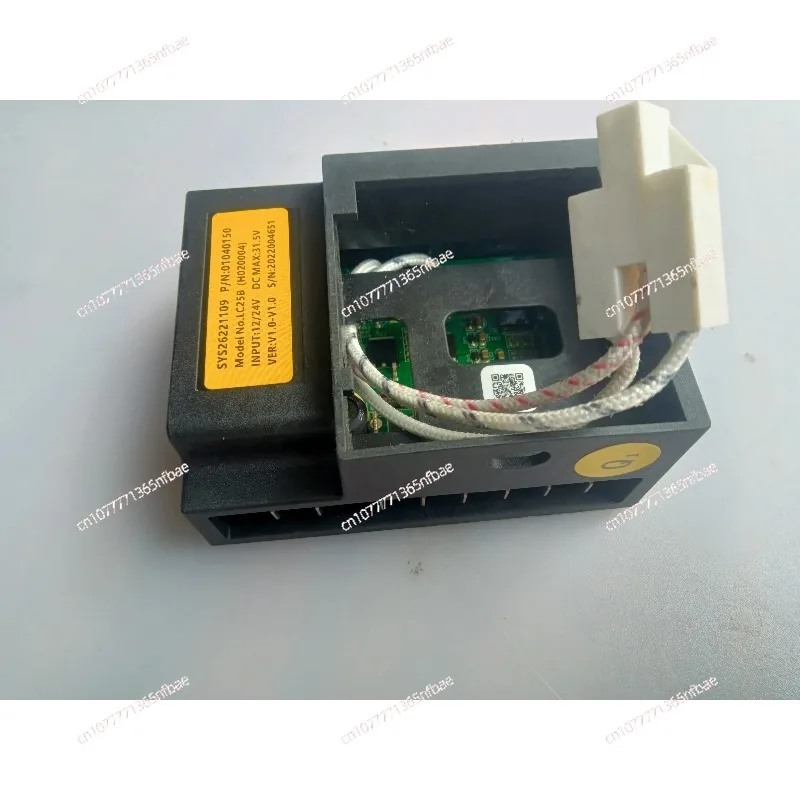 LC25B (H020051) (2.07.028) DC 12/24V Car Refrigerator Inverter Compressor Driver
LC25B (H020051) (2.07.028) DC 12/24V Car Refrigerator Inverter Compressor Driver