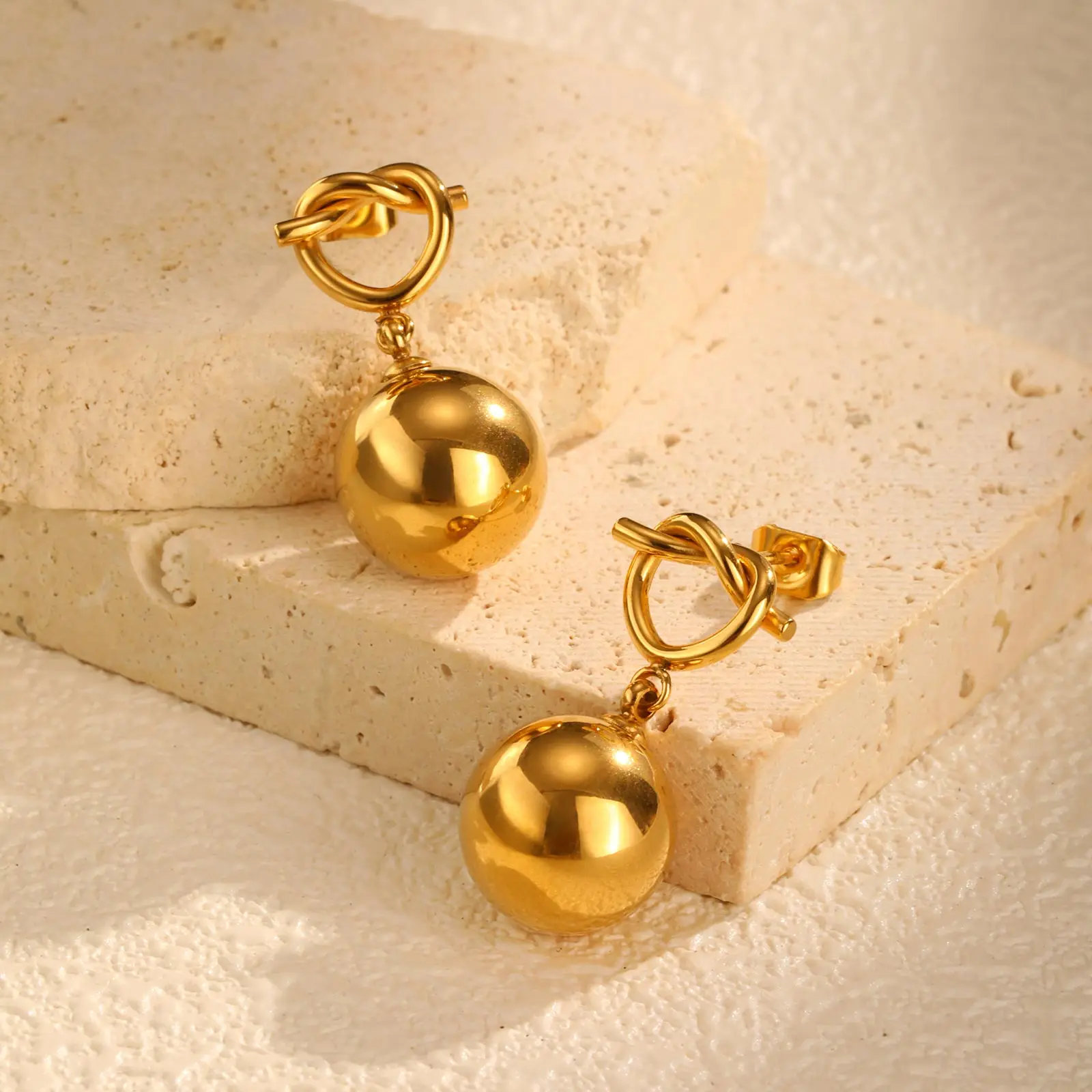 Knotted Hollow Heart-shaped Earrings for Women,Gold Color Stainless Steel Bead Knot Stud Earrings,Unique Jewellery Gift
Knotted Hollow Heart-shaped Earrings for Women,Gold Color Stainless Steel Bead Knot Stud Earrings,Unique Jewellery Gift