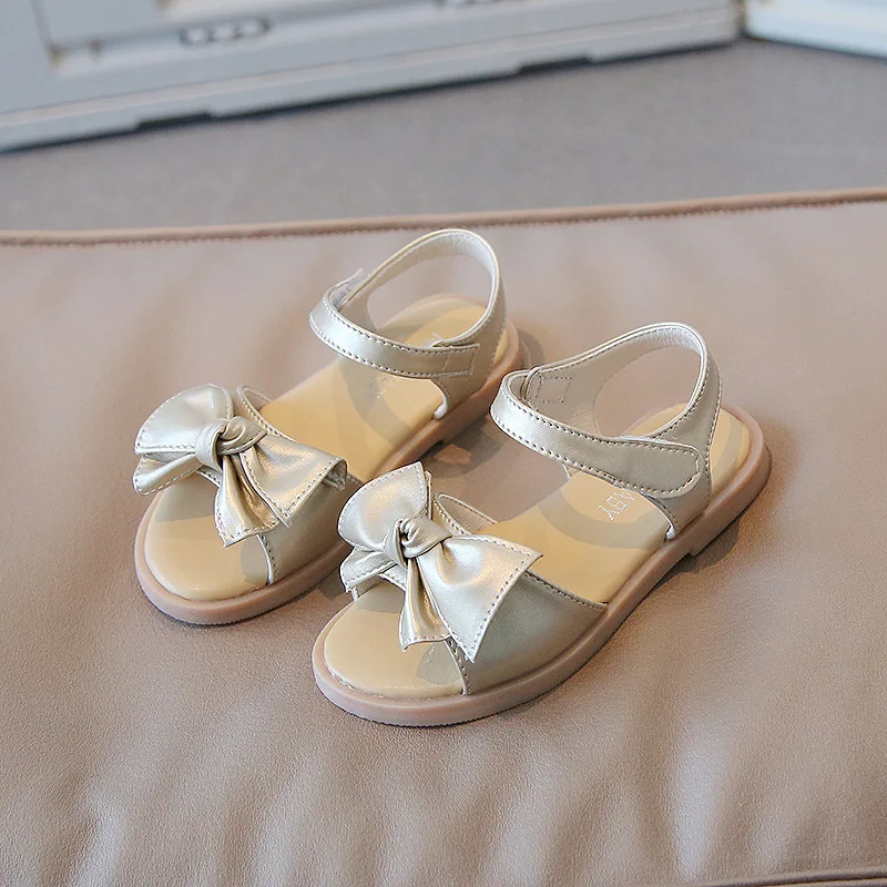 Girls Sandals For Kids Shoes Summer Children Bow Soft Sole Princess Shoes Non-slip Beach Sandals Fashion Flat
Girls Sandals For Kids Shoes Summer Children Bow Soft Sole Princess Shoes Non-slip Beach Sandals Fashion Flat